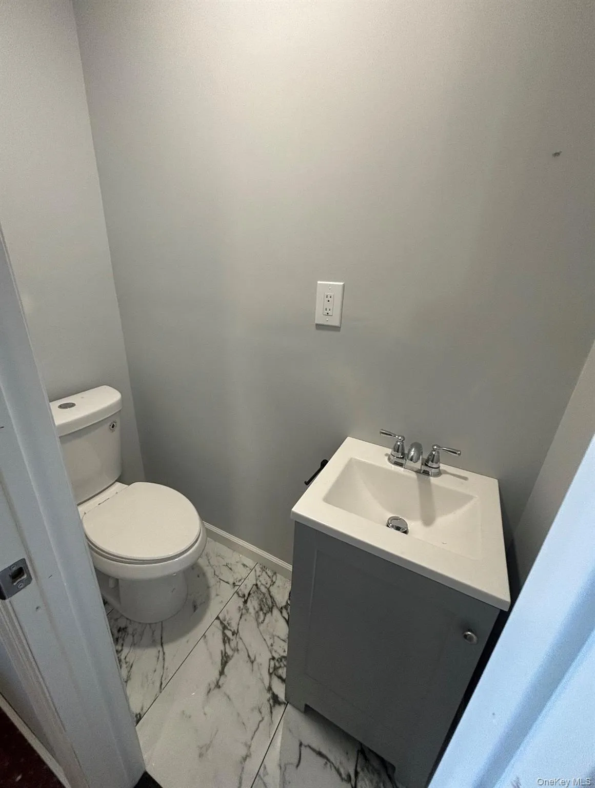 28 Weir, Hempstead, NY, 6 Bedrooms Bedrooms, 11 Rooms Rooms,2 BathroomsBathrooms,Residential Lease,For Rent,Weir,0,948512 28 Weir, Hempstead, NY, 6 Bedrooms Bedrooms, 11 Rooms Rooms,2 BathroomsBathrooms,Residential Lease,For Rent,Weir,0,948512