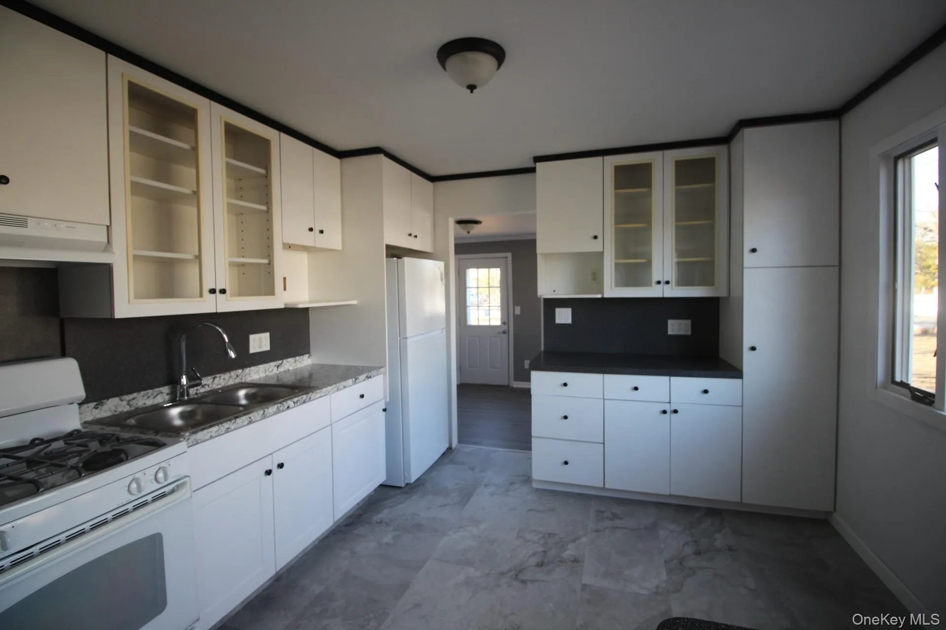 361 June Avenue, Southampton, NY, 2 Bedrooms Bedrooms, 6 Rooms Rooms,1 BathroomBathrooms,Residential Lease,Idx,June,0,948599 361 June Avenue, Southampton, NY, 2 Bedrooms Bedrooms, 6 Rooms Rooms,1 BathroomBathrooms,Residential Lease,Idx,June,0,948599