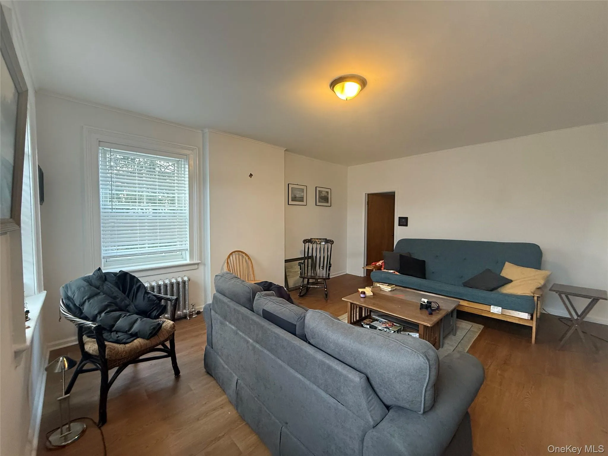 Spacious bright living room Spacious bright living room