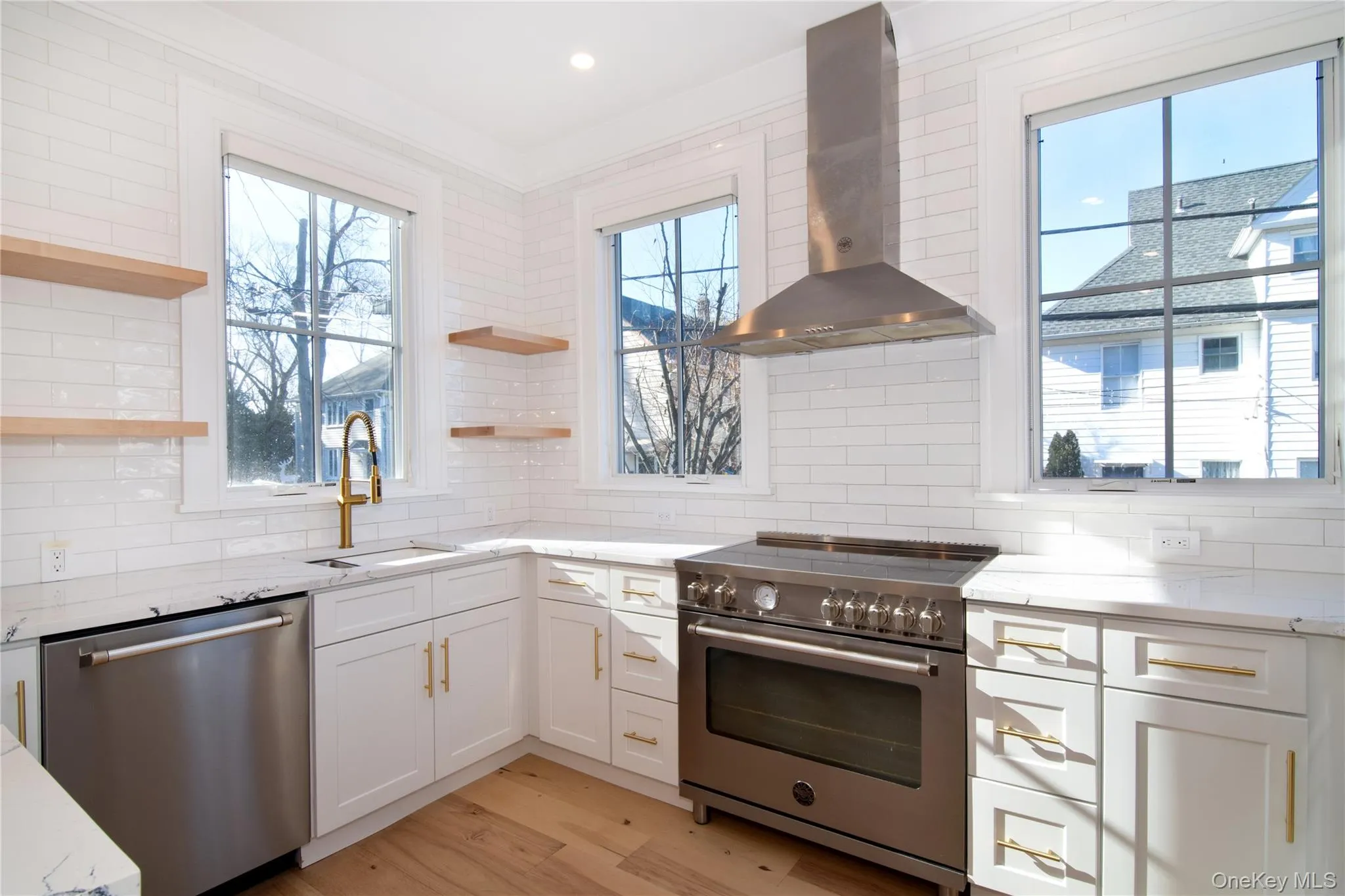 Continuing through the kitchen you will find the main cooking area Continuing through the kitchen you will find the main cooking area