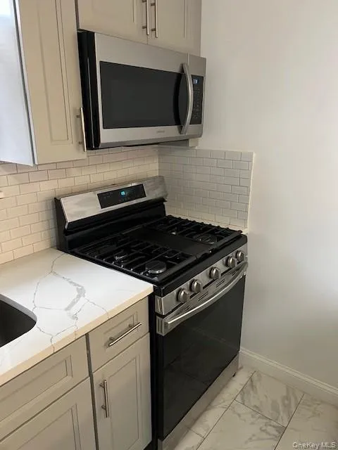 433 Palmer Road, Yonkers, NY, 1 Bedroom Bedrooms, 3 Rooms Rooms,1 BathroomBathrooms,Residential Lease,Idx,Palmer,0,948754 433 Palmer Road, Yonkers, NY, 1 Bedroom Bedrooms, 3 Rooms Rooms,1 BathroomBathrooms,Residential Lease,Idx,Palmer,0,948754