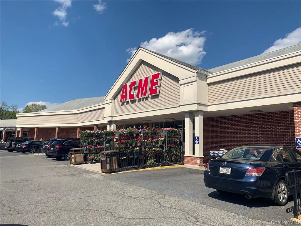 Acme Acme