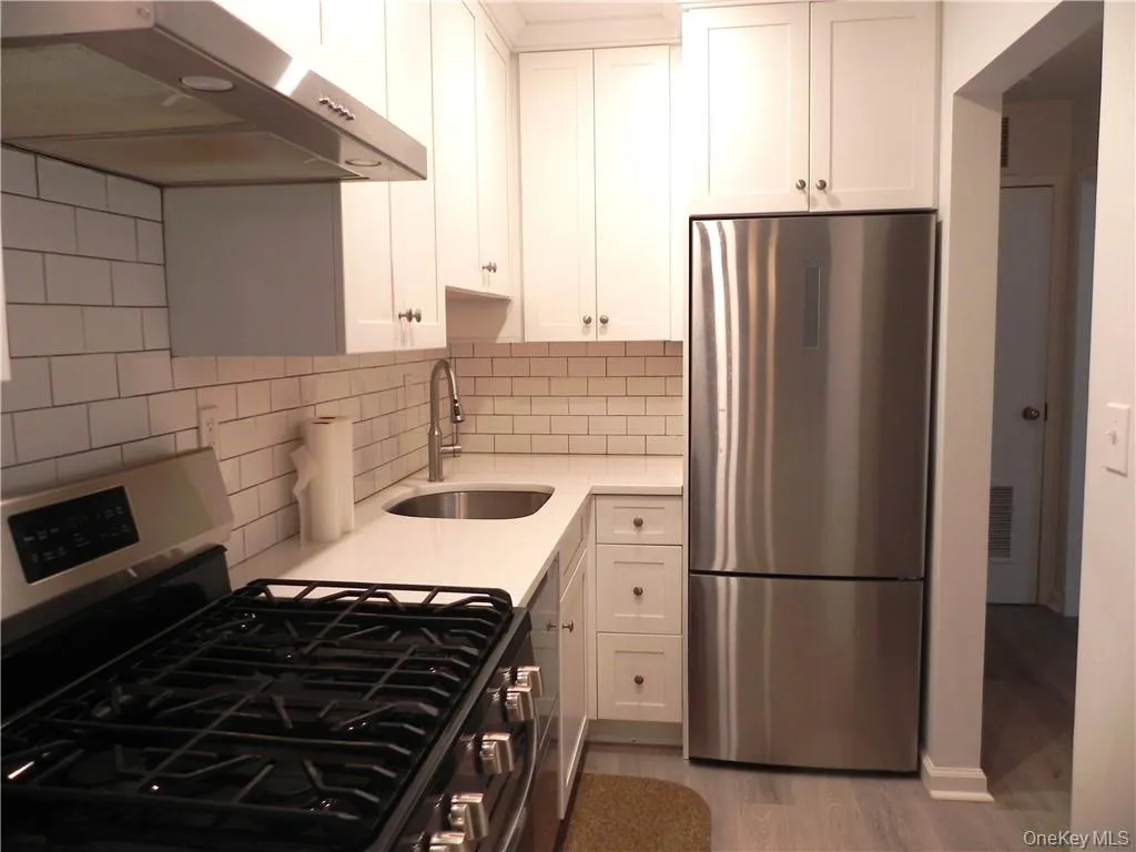 1250 North Avenue, New Rochelle, NY, 1 Bedroom Bedrooms, 3 Rooms Rooms,1 BathroomBathrooms,Residential Lease,Idx,North,0,948773 1250 North Avenue, New Rochelle, NY, 1 Bedroom Bedrooms, 3 Rooms Rooms,1 BathroomBathrooms,Residential Lease,Idx,North,0,948773