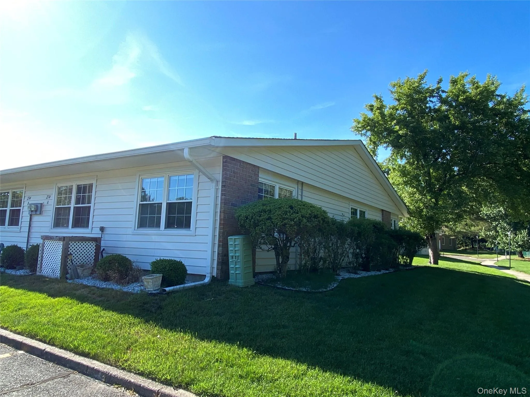 274 Berwick Court, Brookhaven, NY, 2 Bedrooms Bedrooms, 5 Rooms Rooms,1 BathroomBathrooms,Residential,For Rent,Berwick,0,948785 274 Berwick Court, Brookhaven, NY, 2 Bedrooms Bedrooms, 5 Rooms Rooms,1 BathroomBathrooms,Residential,For Rent,Berwick,0,948785