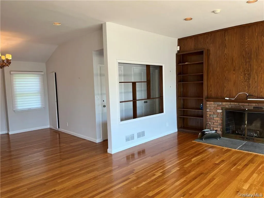 13 Dock Pathway, New Rochelle, NY, 5 Bedrooms Bedrooms, 8 Rooms Rooms,3 BathroomsBathrooms,Residential Lease,Idx,Dock Pathway,0,948819 13 Dock Pathway, New Rochelle, NY, 5 Bedrooms Bedrooms, 8 Rooms Rooms,3 BathroomsBathrooms,Residential Lease,Idx,Dock Pathway,0,948819