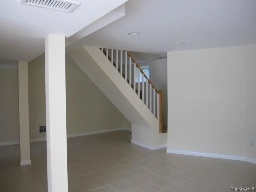 13 Dock Pathway, New Rochelle, NY, 5 Bedrooms Bedrooms, 8 Rooms Rooms,3 BathroomsBathrooms,Residential Lease,Idx,Dock Pathway,0,948819 13 Dock Pathway, New Rochelle, NY, 5 Bedrooms Bedrooms, 8 Rooms Rooms,3 BathroomsBathrooms,Residential Lease,Idx,Dock Pathway,0,948819