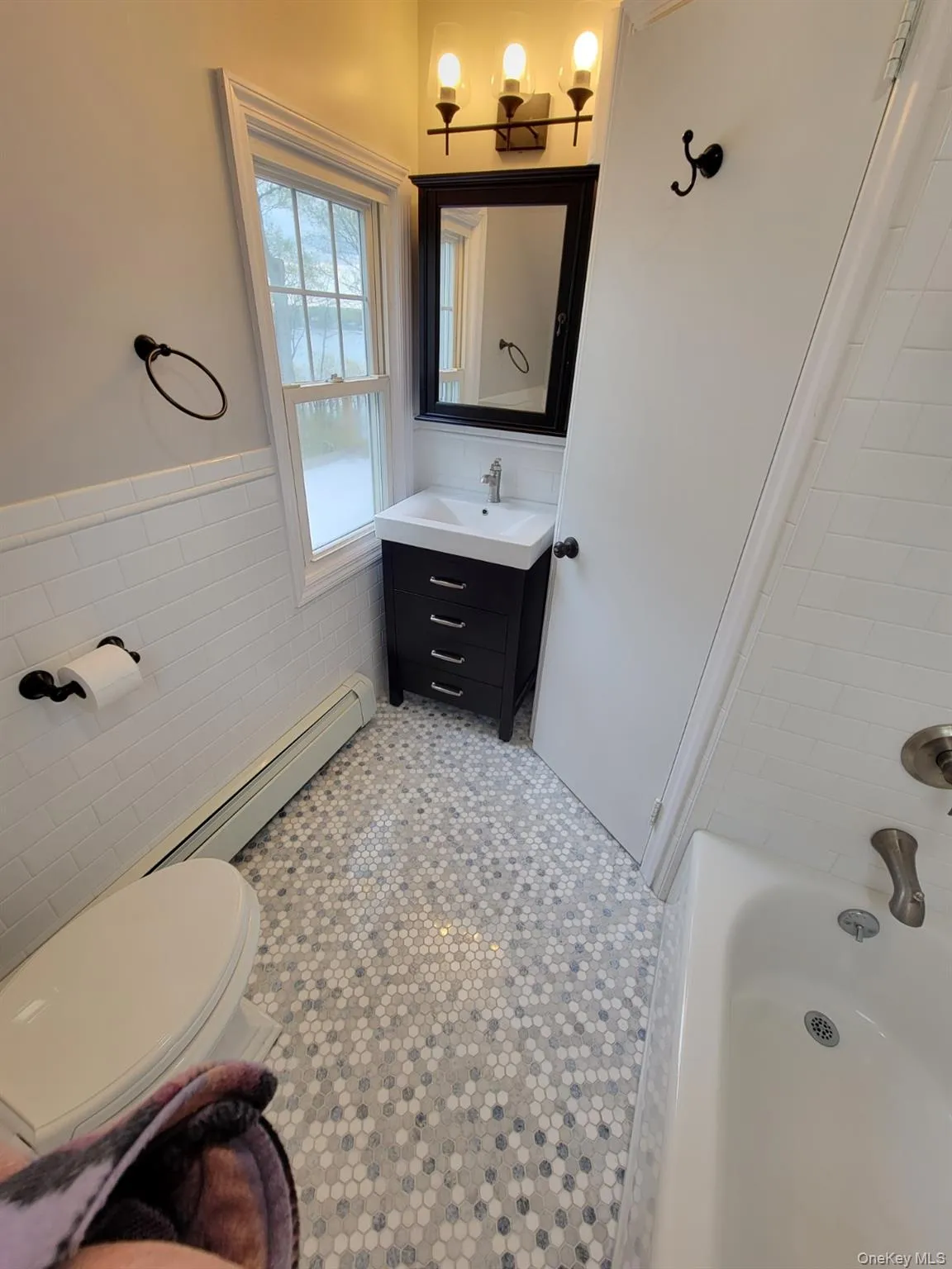 144 Old Winkle Point Road, Huntington, NY, 2 Bedrooms Bedrooms, 5 Rooms Rooms,1 BathroomBathrooms,Residential Lease,Idx,Old Winkle Point,0,948850 144 Old Winkle Point Road, Huntington, NY, 2 Bedrooms Bedrooms, 5 Rooms Rooms,1 BathroomBathrooms,Residential Lease,Idx,Old Winkle Point,0,948850