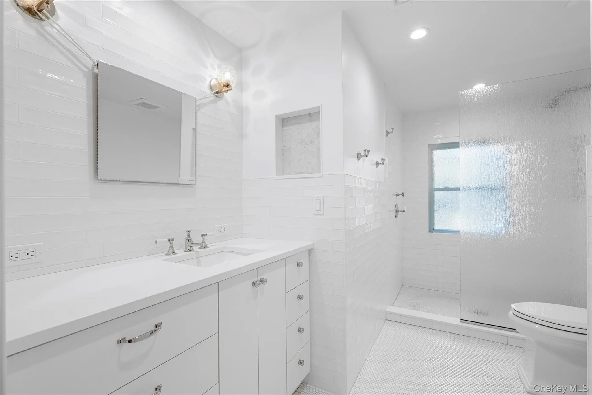 3rd floor bath 3rd floor bath