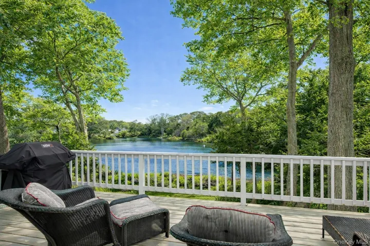 9 Helens Lane, Southampton, New York 11968