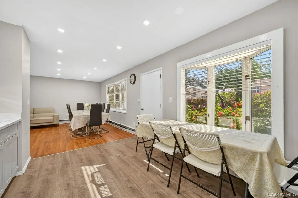 28 Edward Avenue, Thompson, NY, 3 Bedrooms Bedrooms, 5 Rooms Rooms,1 BathroomBathrooms,Residential Lease,For Rent,Edward,0,948873 28 Edward Avenue, Thompson, NY, 3 Bedrooms Bedrooms, 5 Rooms Rooms,1 BathroomBathrooms,Residential Lease,For Rent,Edward,0,948873