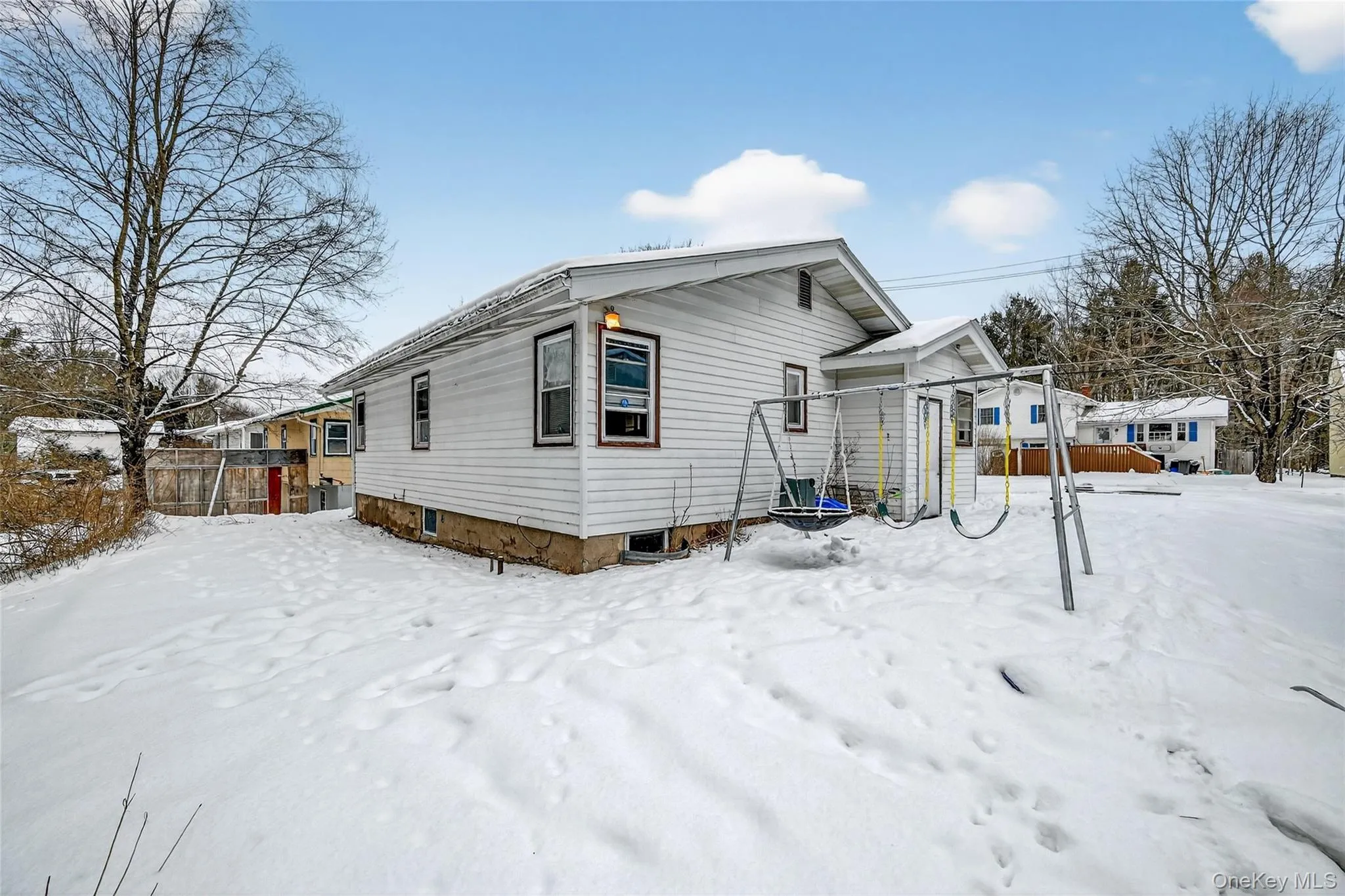 28 Edward Avenue, Thompson, NY, 3 Bedrooms Bedrooms, 5 Rooms Rooms,1 BathroomBathrooms,Residential Lease,Idx,Edward,0,948873 28 Edward Avenue, Thompson, NY, 3 Bedrooms Bedrooms, 5 Rooms Rooms,1 BathroomBathrooms,Residential Lease,Idx,Edward,0,948873