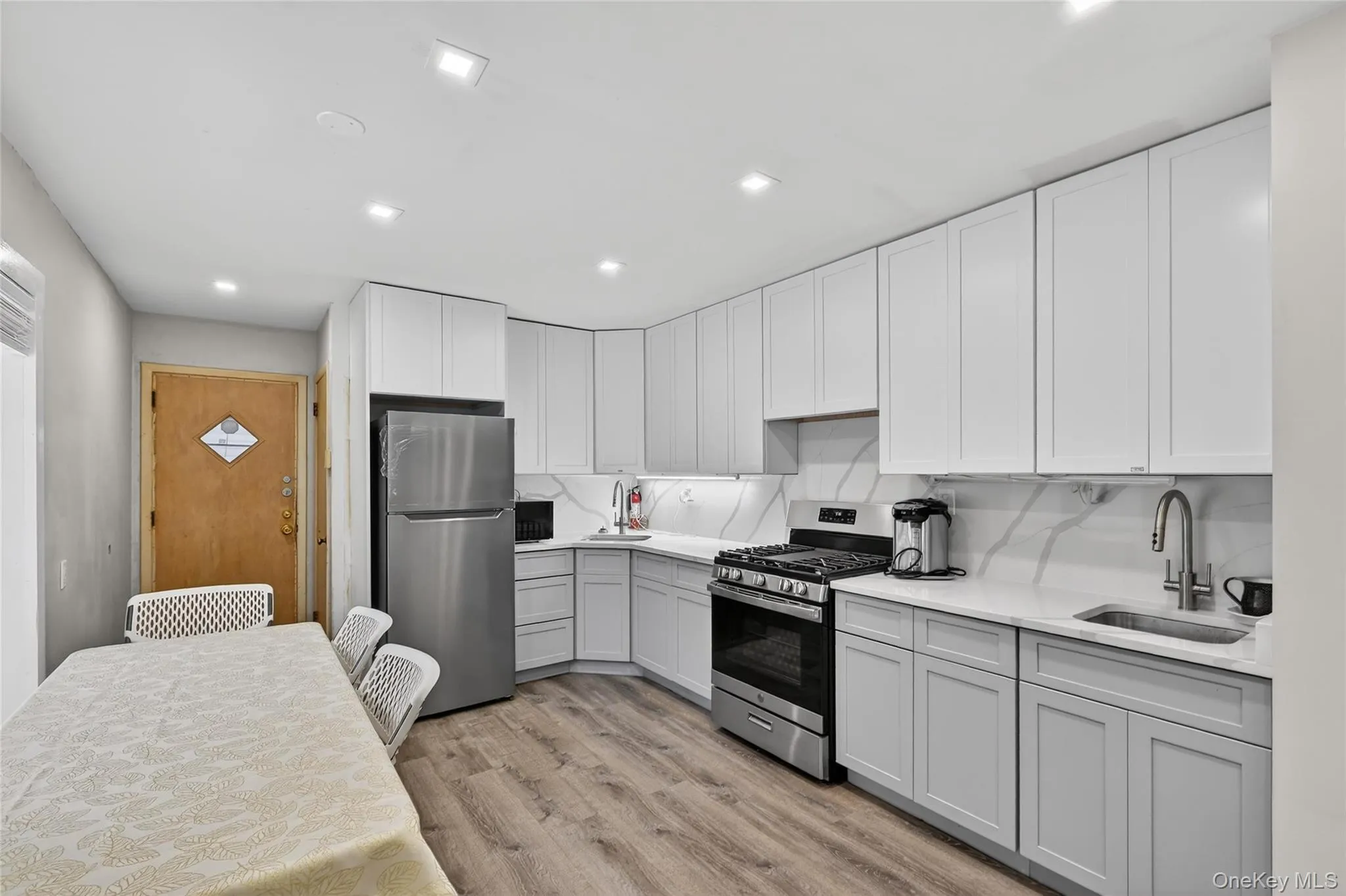 28 Edward Avenue, Thompson, NY, 3 Bedrooms Bedrooms, 5 Rooms Rooms,1 BathroomBathrooms,Residential Lease,Idx,Edward,0,948873 28 Edward Avenue, Thompson, NY, 3 Bedrooms Bedrooms, 5 Rooms Rooms,1 BathroomBathrooms,Residential Lease,Idx,Edward,0,948873