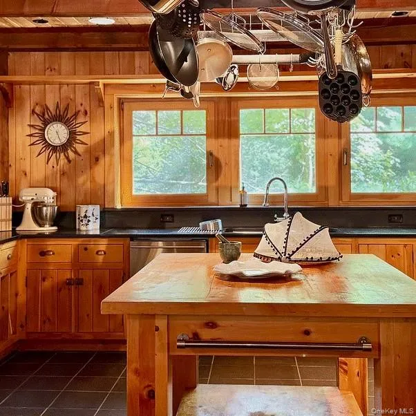 63615 North Road, Southold, NY, 4 Bedrooms Bedrooms, 9 Rooms Rooms,4 BathroomsBathrooms,Residential Lease,For Rent,North,0,948911 63615 North Road, Southold, NY, 4 Bedrooms Bedrooms, 9 Rooms Rooms,4 BathroomsBathrooms,Residential Lease,For Rent,North,0,948911