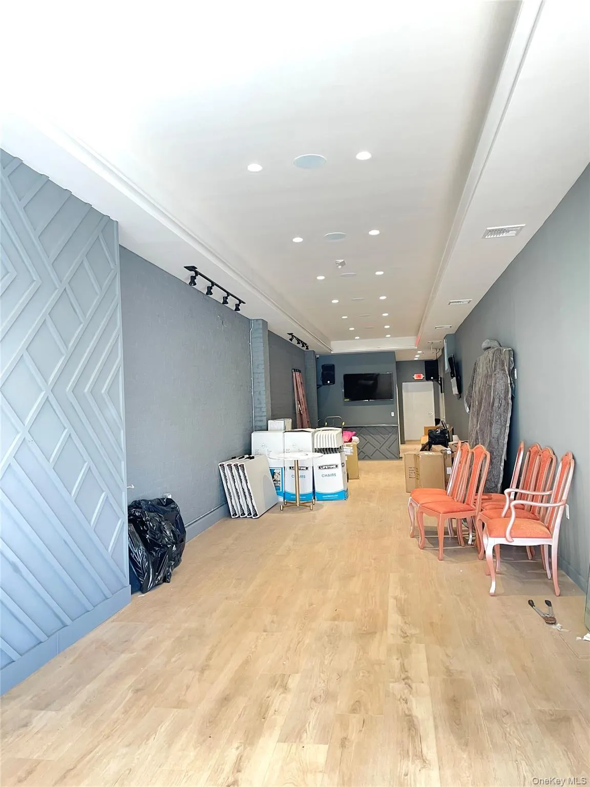 74 Hillside Avenue, North Hempstead, NY, ,Commercial Lease,Idx,Hillside,0,948927 74 Hillside Avenue, North Hempstead, NY, ,Commercial Lease,Idx,Hillside,0,948927