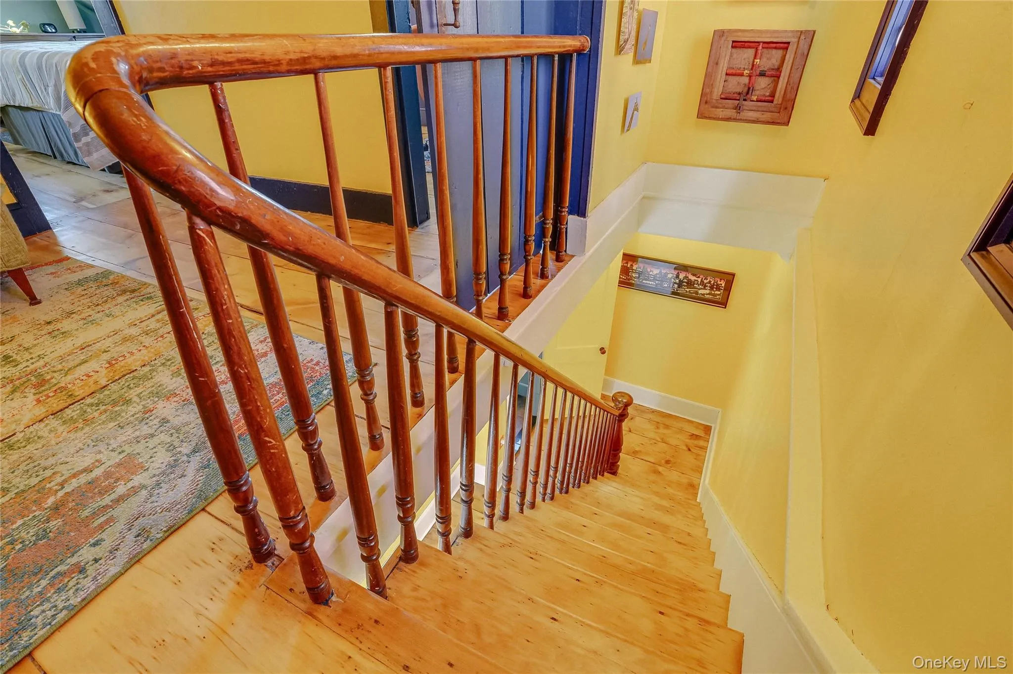Stairs leading to sitting room outside bedrooms. Stairs leading to sitting room outside bedrooms.