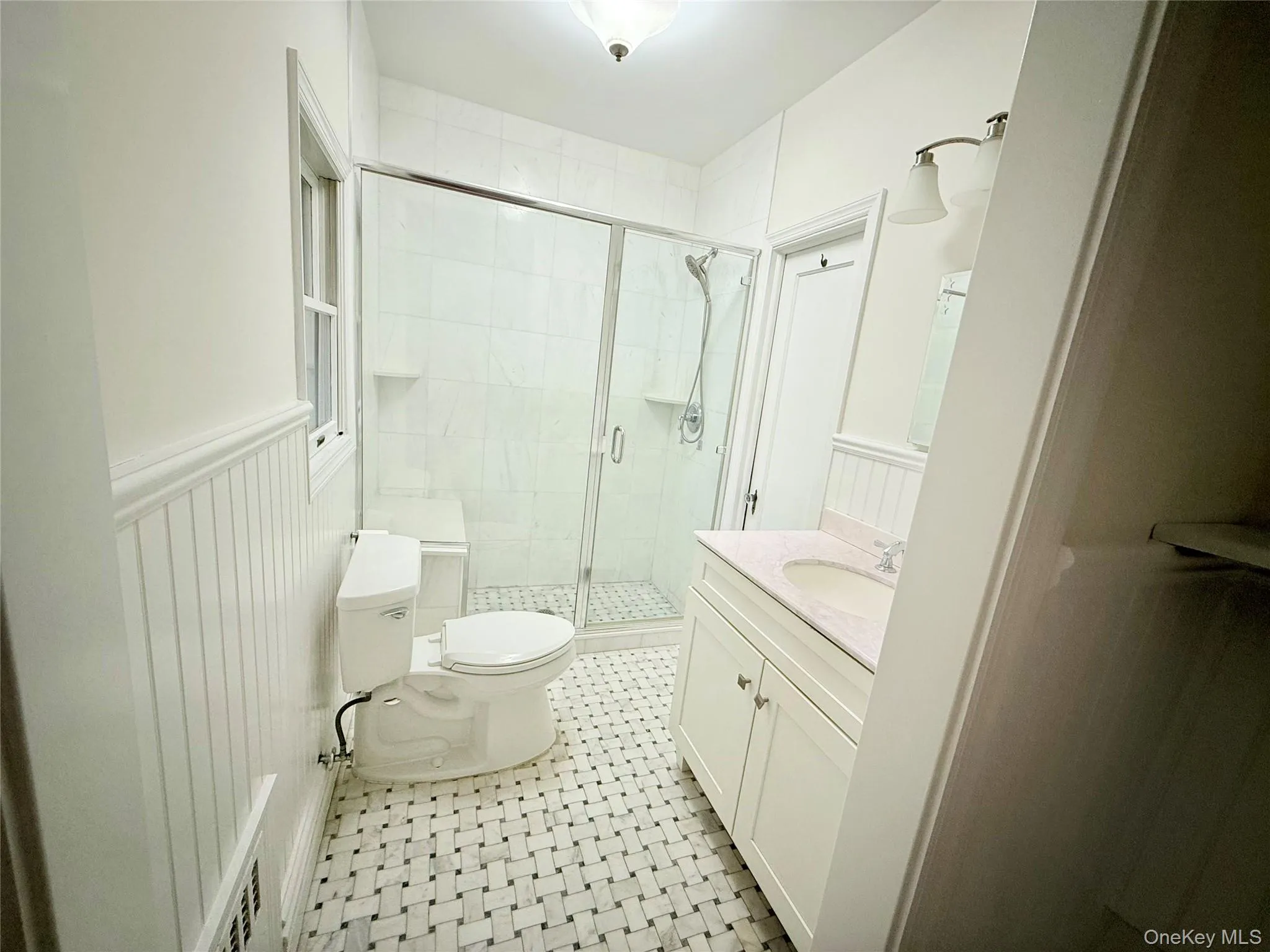 Jack & Jill bath Jack & Jill bath