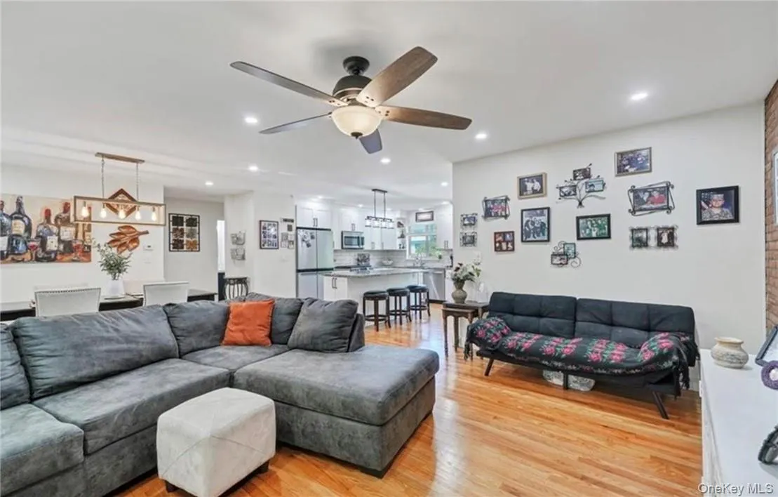 19 Barnett Drive, Monroe, NY, 2 Bedrooms Bedrooms, 5 Rooms Rooms,2 BathroomsBathrooms,Residential Lease,Idx,Barnett,0,948976 19 Barnett Drive, Monroe, NY, 2 Bedrooms Bedrooms, 5 Rooms Rooms,2 BathroomsBathrooms,Residential Lease,Idx,Barnett,0,948976