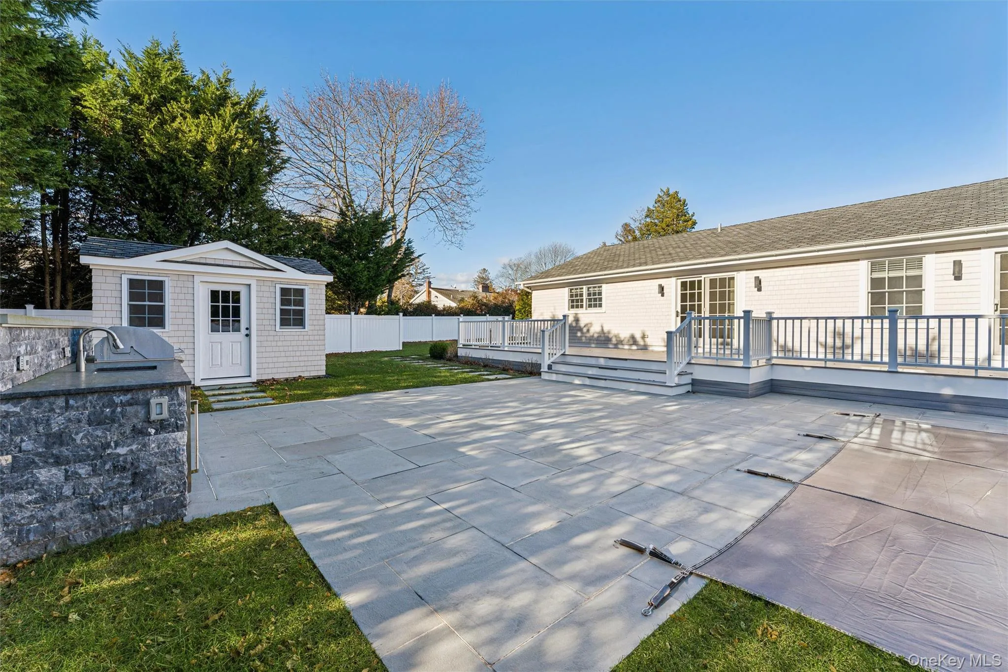 275 Mill Road, Southampton, NY, 3 Bedrooms Bedrooms, 7 Rooms Rooms,3 BathroomsBathrooms,Residential Lease,For Rent,Mill,0,948991 275 Mill Road, Southampton, NY, 3 Bedrooms Bedrooms, 7 Rooms Rooms,3 BathroomsBathrooms,Residential Lease,For Rent,Mill,0,948991