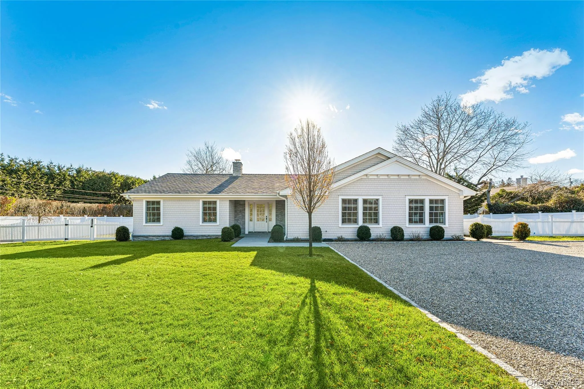 275 Mill Road, Southampton, NY, 3 Bedrooms Bedrooms, 7 Rooms Rooms,3 BathroomsBathrooms,Residential Lease,For Rent,Mill,0,948991 275 Mill Road, Southampton, NY, 3 Bedrooms Bedrooms, 7 Rooms Rooms,3 BathroomsBathrooms,Residential Lease,For Rent,Mill,0,948991