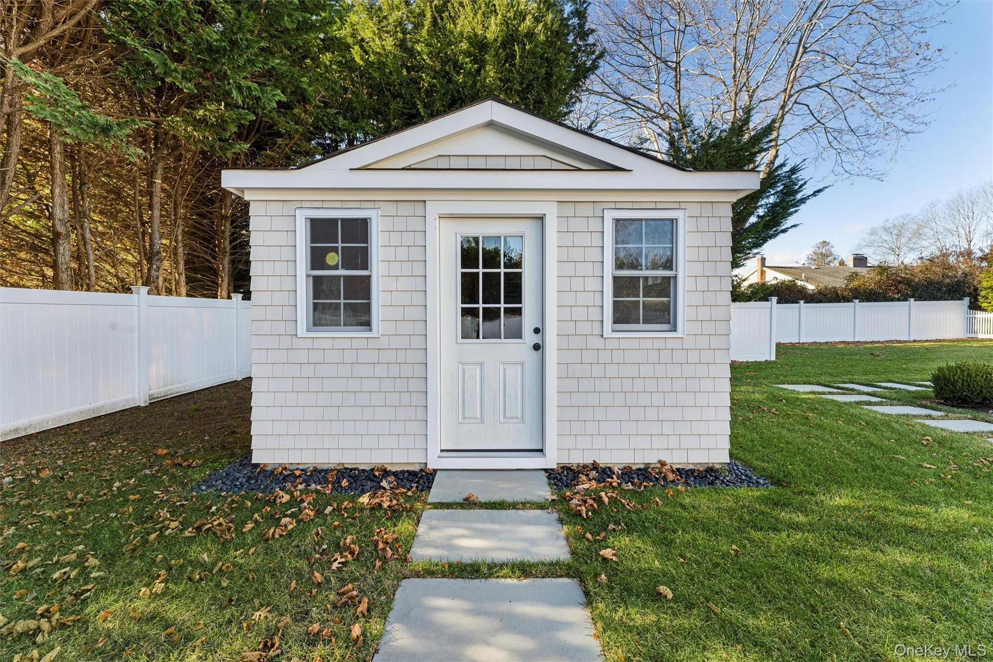 View of outbuilding. View of outbuilding.