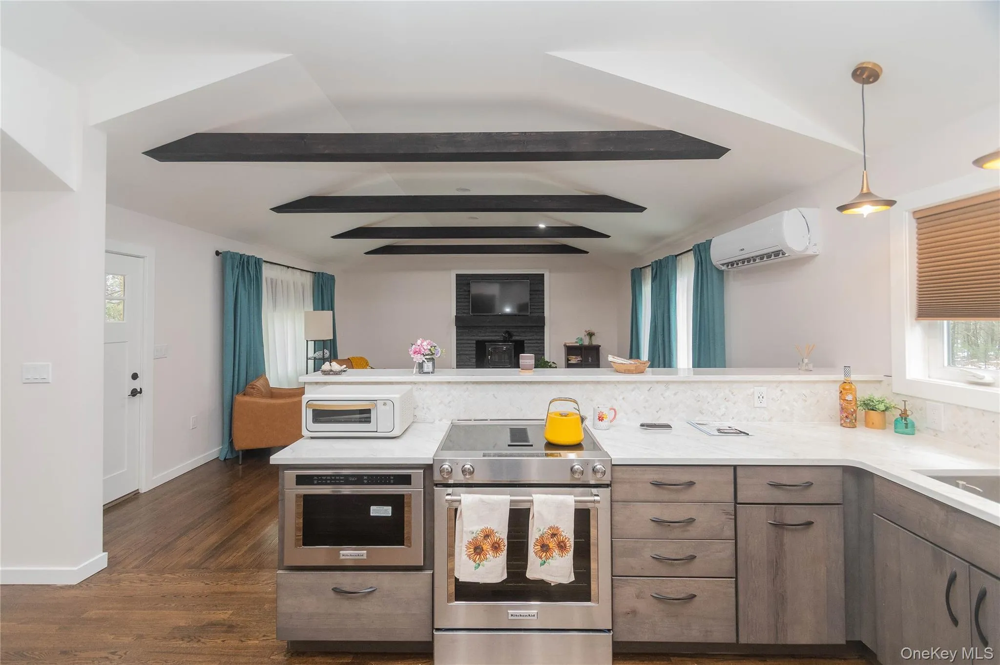 183 Mill Road, Olive, NY, 2 Bedrooms Bedrooms, 4 Rooms Rooms,1 BathroomBathrooms,Residential Sale,For Rent,Mill,0,949005 183 Mill Road, Olive, NY, 2 Bedrooms Bedrooms, 4 Rooms Rooms,1 BathroomBathrooms,Residential Sale,For Rent,Mill,0,949005