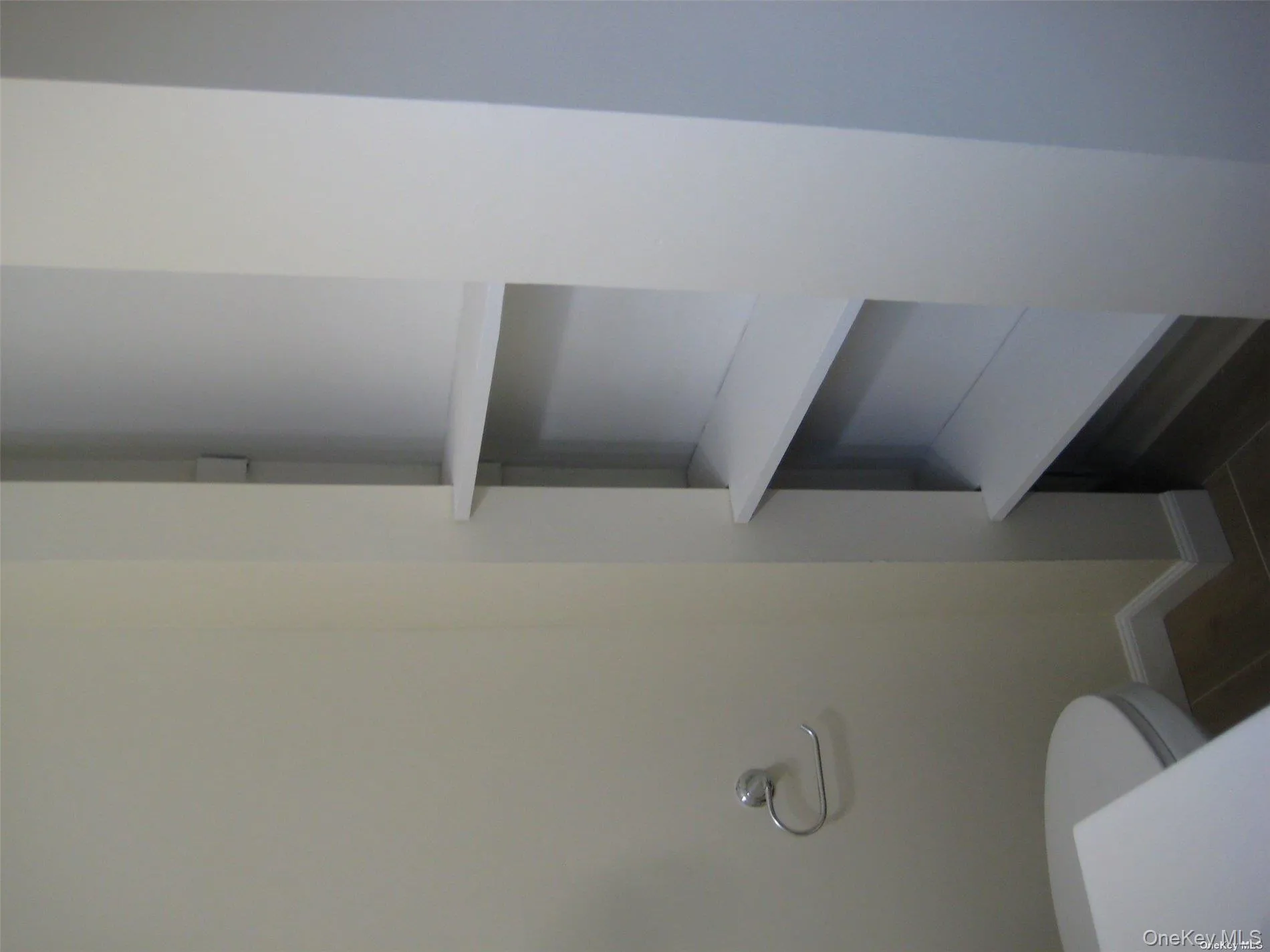 117 Blydenburg Avenue, Smithtown, NY, 1 Bedroom Bedrooms, 3 Rooms Rooms,1 BathroomBathrooms,Residential Lease,Idx,Blydenburg,0,949061 117 Blydenburg Avenue, Smithtown, NY, 1 Bedroom Bedrooms, 3 Rooms Rooms,1 BathroomBathrooms,Residential Lease,Idx,Blydenburg,0,949061