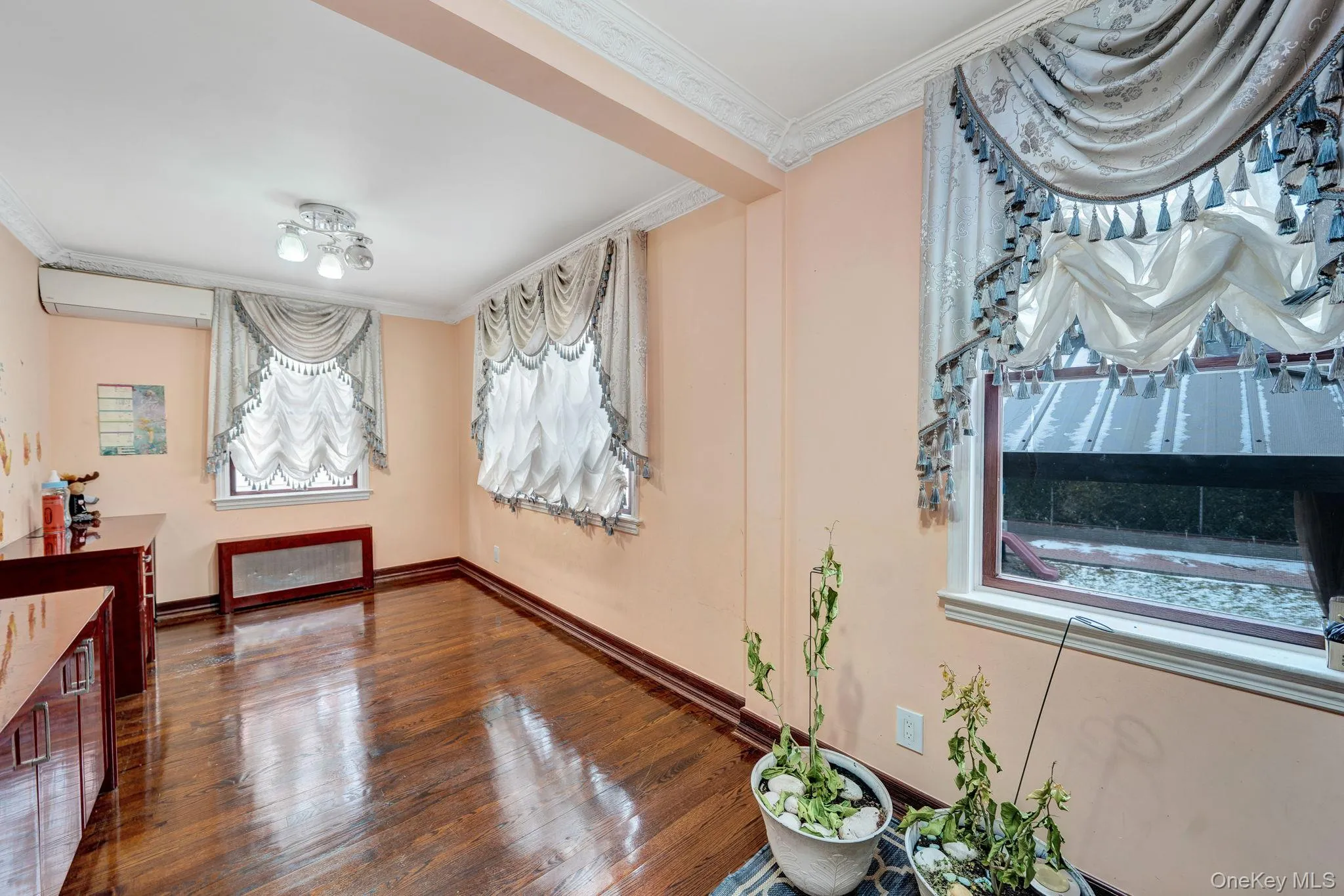 87-67 Chevy Chase Street, New York, NY, 4 Bedrooms Bedrooms, 12 Rooms Rooms,2 BathroomsBathrooms,Residential,For Rent,Chevy Chase,0,949130 87-67 Chevy Chase Street, New York, NY, 4 Bedrooms Bedrooms, 12 Rooms Rooms,2 BathroomsBathrooms,Residential,For Rent,Chevy Chase,0,949130