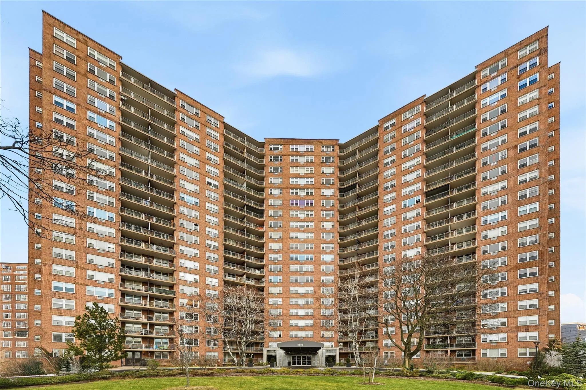 View of apartment building / complex View of apartment building / complex