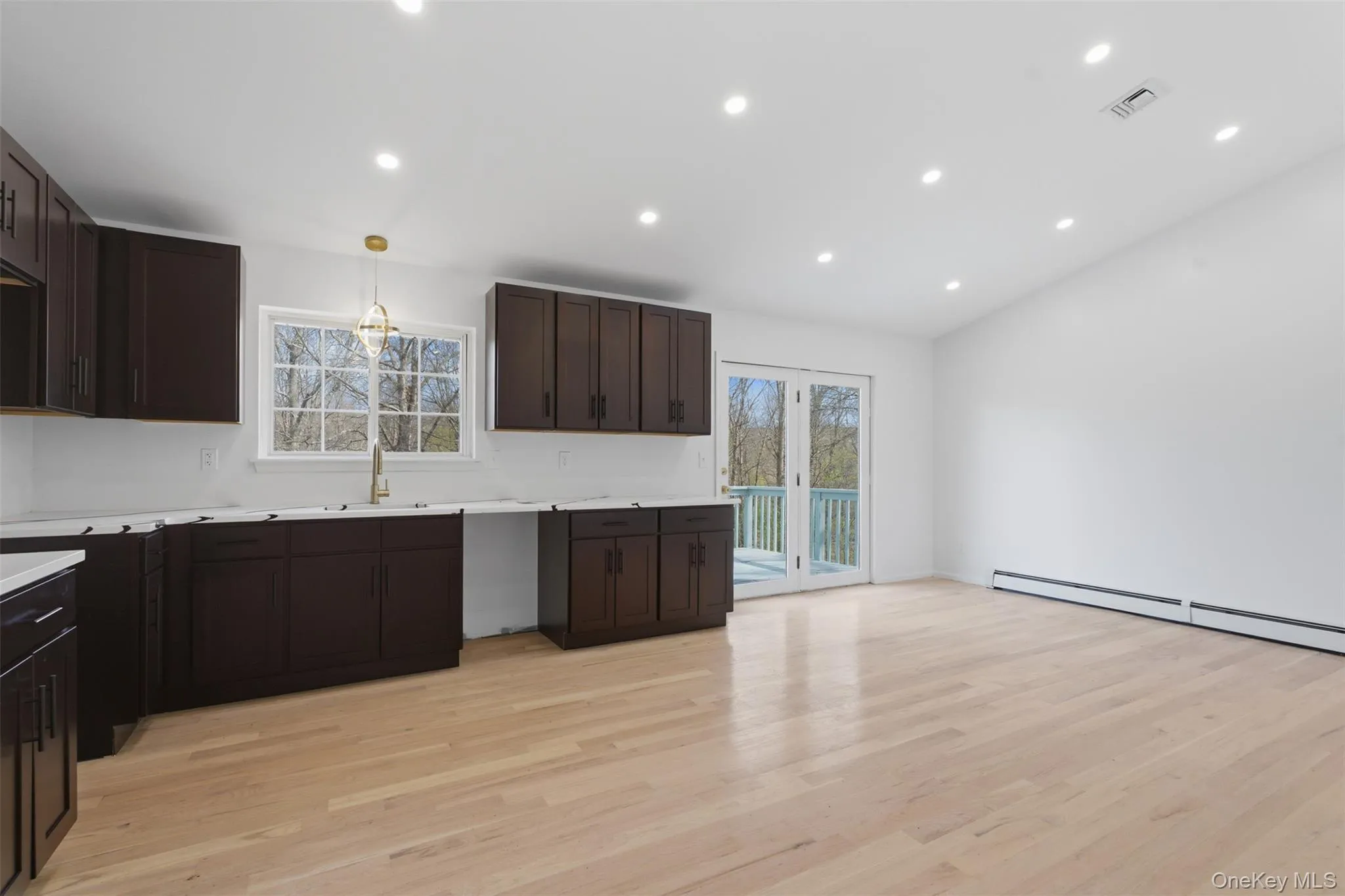 600 Twin Arch Road, New Windsor, NY, 3 Bedrooms Bedrooms, 7 Rooms Rooms,3 BathroomsBathrooms,Residential,For Rent,Twin Arch,0,949259 600 Twin Arch Road, New Windsor, NY, 3 Bedrooms Bedrooms, 7 Rooms Rooms,3 BathroomsBathrooms,Residential,For Rent,Twin Arch,0,949259