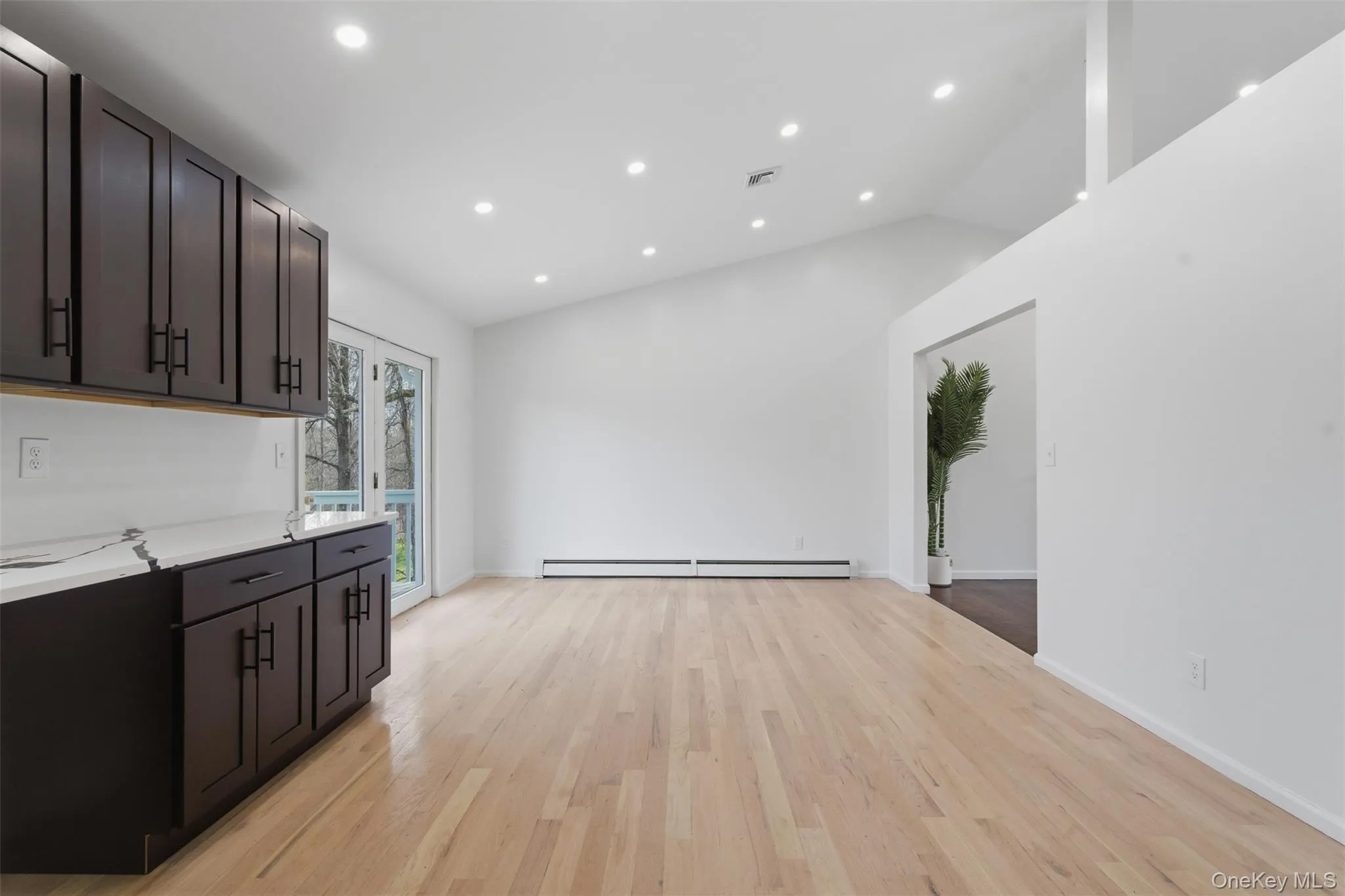 600 Twin Arch Road, New Windsor, NY, 3 Bedrooms Bedrooms, 7 Rooms Rooms,3 BathroomsBathrooms,Residential,For Rent,Twin Arch,0,949259 600 Twin Arch Road, New Windsor, NY, 3 Bedrooms Bedrooms, 7 Rooms Rooms,3 BathroomsBathrooms,Residential,For Rent,Twin Arch,0,949259