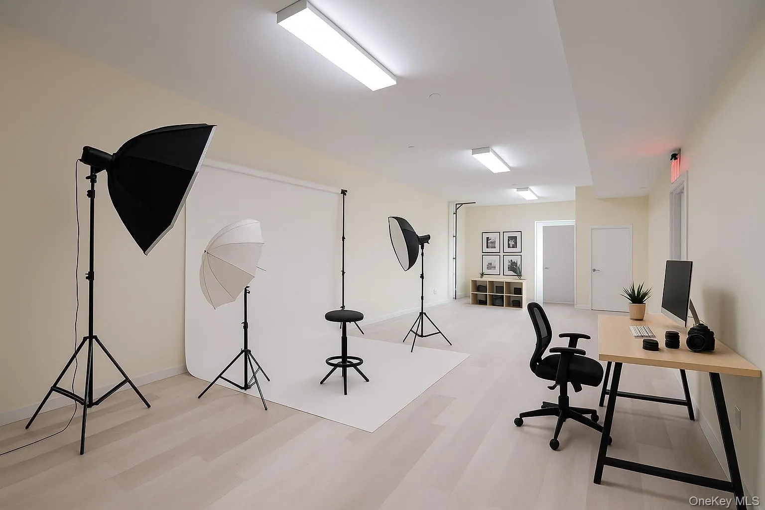 Virtually staged photography studio Virtually staged photography studio