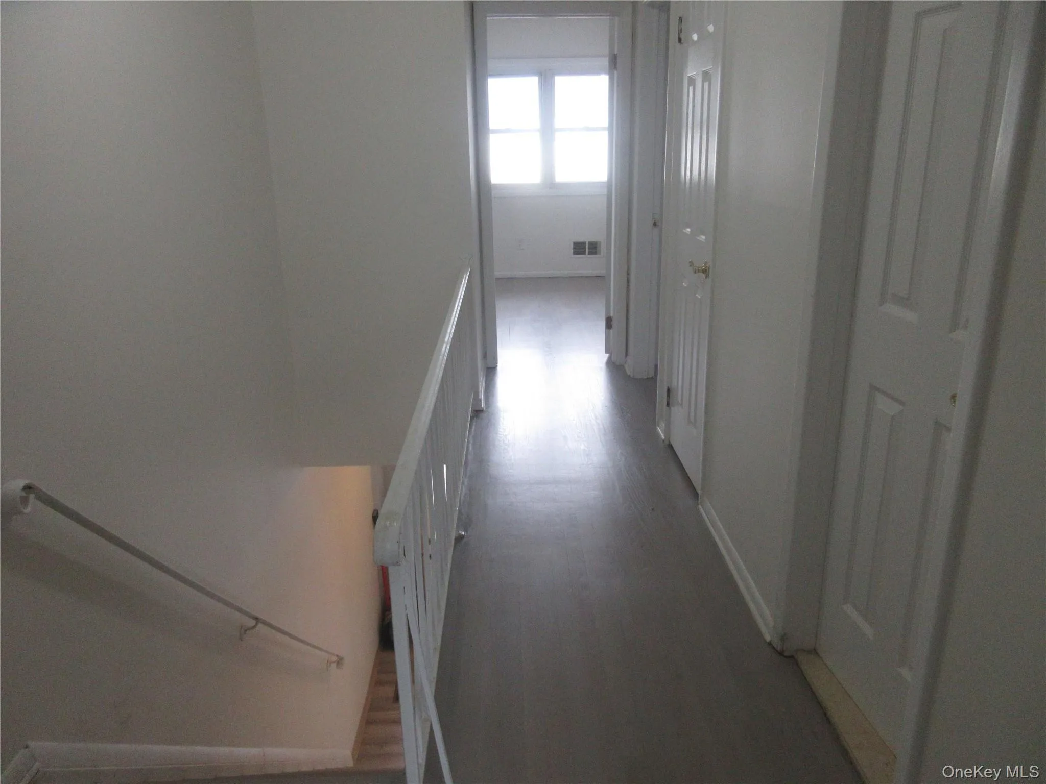 32 Brownsell Avenue, Haverstraw, NY, 3 Bedrooms Bedrooms, 6 Rooms Rooms,1 BathroomBathrooms,Residential,For Rent,Brownsell,0,949329 32 Brownsell Avenue, Haverstraw, NY, 3 Bedrooms Bedrooms, 6 Rooms Rooms,1 BathroomBathrooms,Residential,For Rent,Brownsell,0,949329