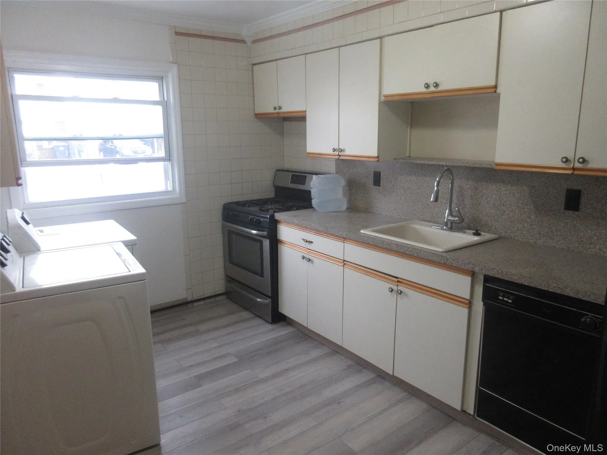 32 Brownsell Avenue, Haverstraw, NY, 3 Bedrooms Bedrooms, 6 Rooms Rooms,1 BathroomBathrooms,Residential,For Rent,Brownsell,0,949329 32 Brownsell Avenue, Haverstraw, NY, 3 Bedrooms Bedrooms, 6 Rooms Rooms,1 BathroomBathrooms,Residential,For Rent,Brownsell,0,949329