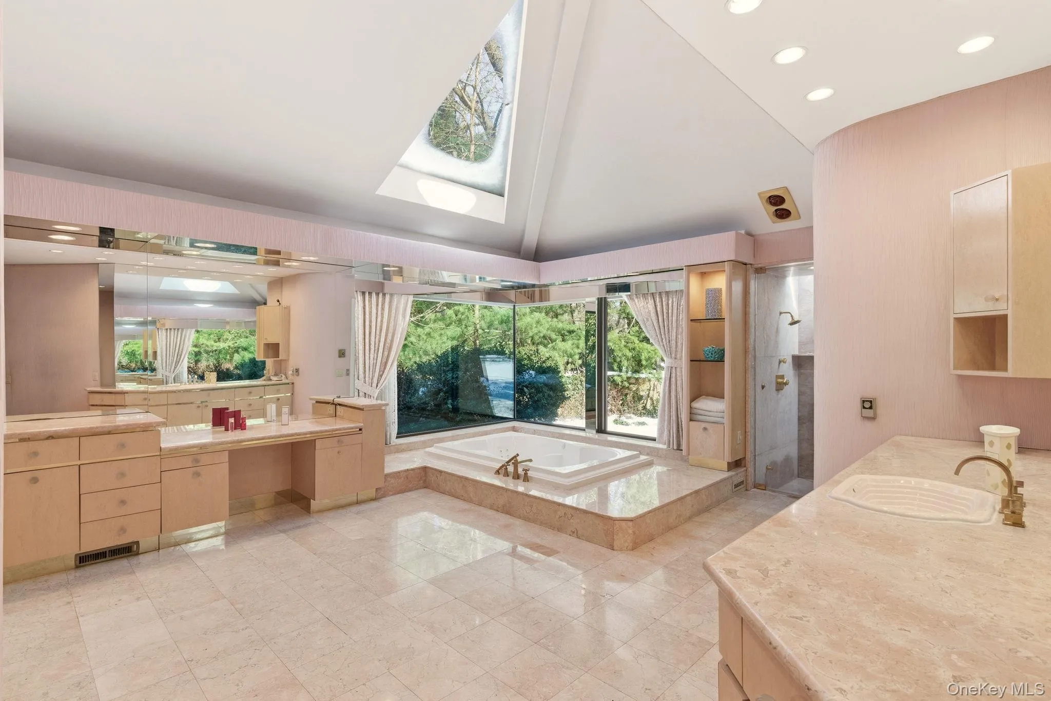 101 Wheatley Road, North Hempstead, NY, 6 Bedrooms Bedrooms, 15 Rooms Rooms,6 BathroomsBathrooms,Residential,For Rent,Wheatley,0,949378 101 Wheatley Road, North Hempstead, NY, 6 Bedrooms Bedrooms, 15 Rooms Rooms,6 BathroomsBathrooms,Residential,For Rent,Wheatley,0,949378