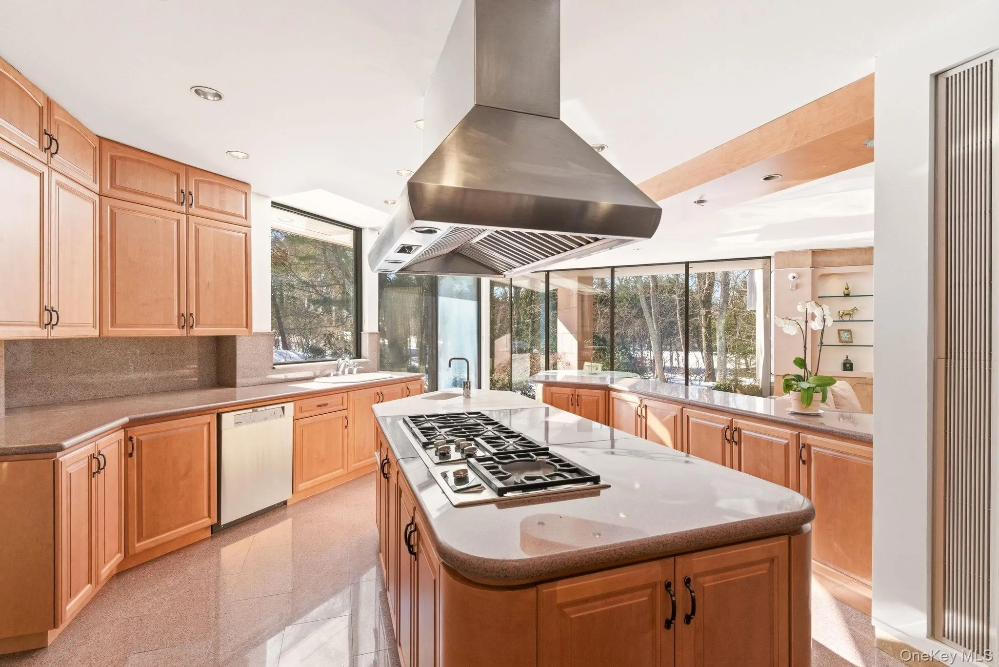 101 Wheatley Road, North Hempstead, NY, 6 Bedrooms Bedrooms, 15 Rooms Rooms,6 BathroomsBathrooms,Residential,For Rent,Wheatley,0,949378 101 Wheatley Road, North Hempstead, NY, 6 Bedrooms Bedrooms, 15 Rooms Rooms,6 BathroomsBathrooms,Residential,For Rent,Wheatley,0,949378