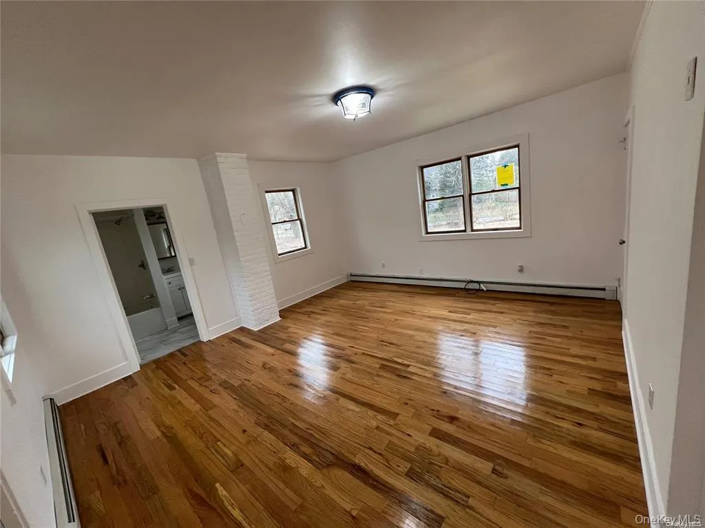 493 Munsell Road, Brookhaven, NY, 4 Bedrooms Bedrooms, 8 Rooms Rooms,3 BathroomsBathrooms,Residential,For Rent,Munsell,0,949387 493 Munsell Road, Brookhaven, NY, 4 Bedrooms Bedrooms, 8 Rooms Rooms,3 BathroomsBathrooms,Residential,For Rent,Munsell,0,949387