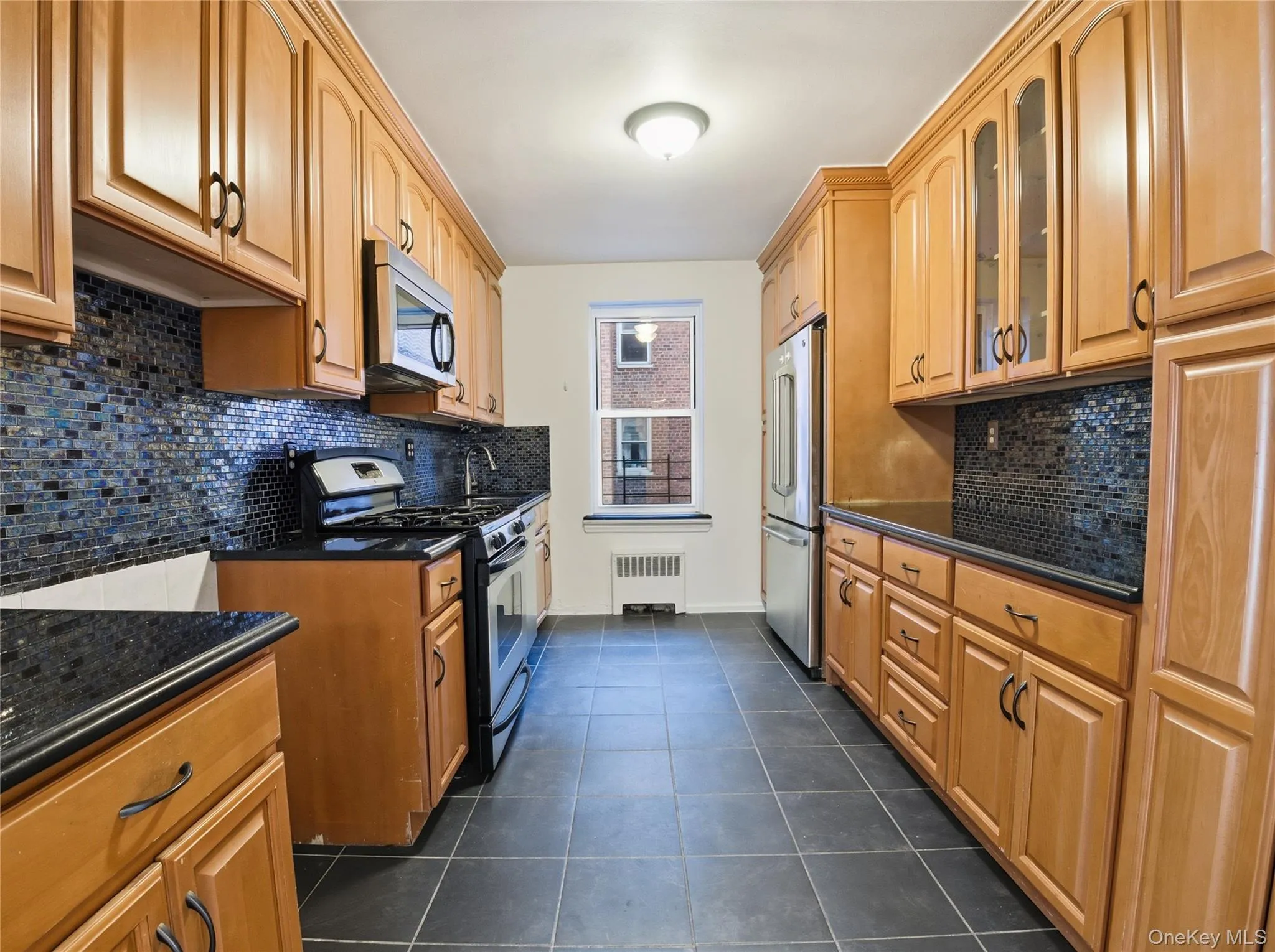 2090 Barnes Avenue, New York, NY, 2 Bedrooms Bedrooms, 5 Rooms Rooms,1 BathroomBathrooms,Residential,For Rent,Barnes,0,949467 2090 Barnes Avenue, New York, NY, 2 Bedrooms Bedrooms, 5 Rooms Rooms,1 BathroomBathrooms,Residential,For Rent,Barnes,0,949467