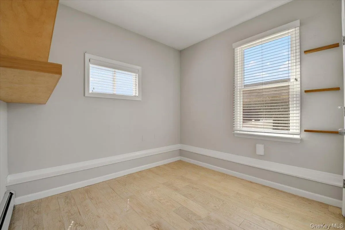 25 Gardners Lane, Southampton, NY, 2 Bedrooms Bedrooms, 5 Rooms Rooms,1 BathroomBathrooms,Residential Lease,For Rent,Gardners,0,949472 25 Gardners Lane, Southampton, NY, 2 Bedrooms Bedrooms, 5 Rooms Rooms,1 BathroomBathrooms,Residential Lease,For Rent,Gardners,0,949472