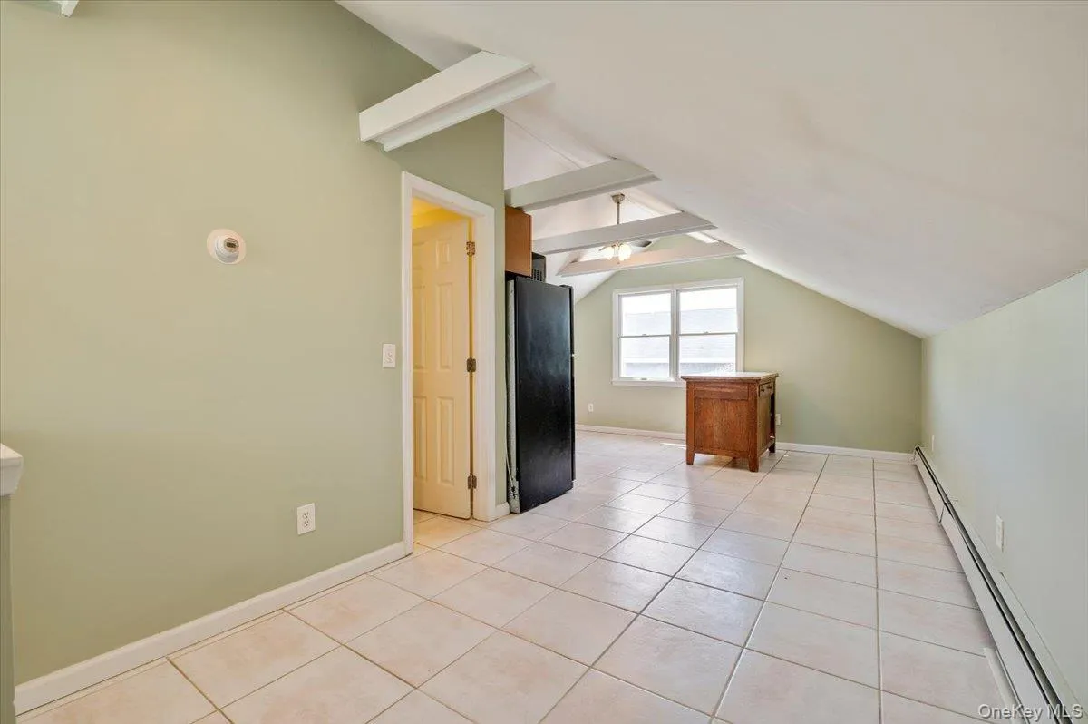 25 Gardners Lane, Southampton, NY, 2 Bedrooms Bedrooms, 5 Rooms Rooms,1 BathroomBathrooms,Residential Lease,For Rent,Gardners,0,949472 25 Gardners Lane, Southampton, NY, 2 Bedrooms Bedrooms, 5 Rooms Rooms,1 BathroomBathrooms,Residential Lease,For Rent,Gardners,0,949472