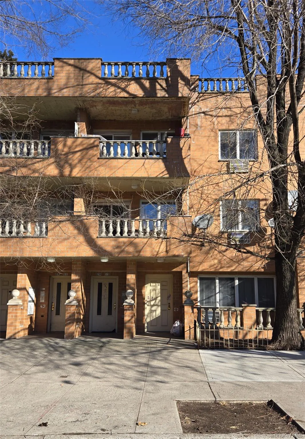 View of apartment building / complex View of apartment building / complex