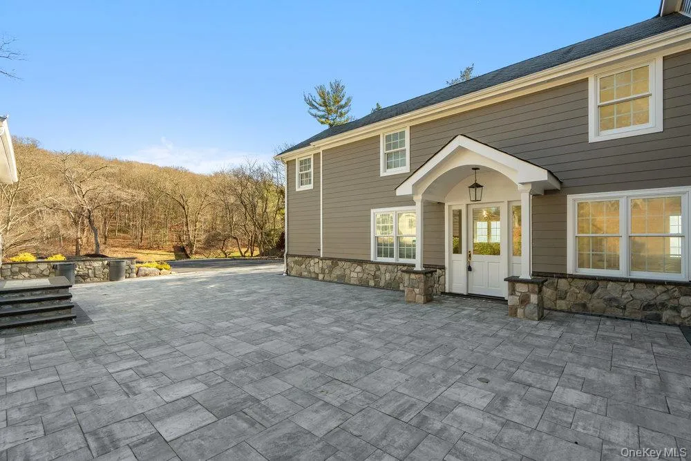 89 Mill River Road, Oyster Bay, NY, 3 Bedrooms Bedrooms, 8 Rooms Rooms,2 BathroomsBathrooms,Residential,For Rent,Mill River,0,949536 89 Mill River Road, Oyster Bay, NY, 3 Bedrooms Bedrooms, 8 Rooms Rooms,2 BathroomsBathrooms,Residential,For Rent,Mill River,0,949536