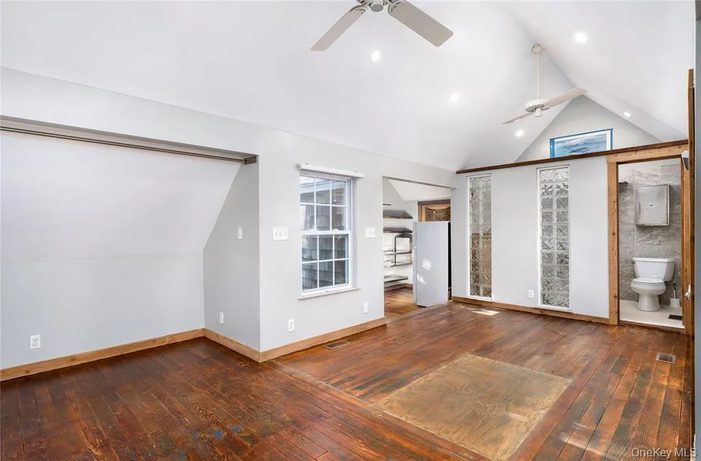 56 Foster Avenue, Southampton, NY, 3 Rooms Rooms,1 BathroomBathrooms,Residential Lease,Idx,Foster,0,949546 56 Foster Avenue, Southampton, NY, 3 Rooms Rooms,1 BathroomBathrooms,Residential Lease,Idx,Foster,0,949546