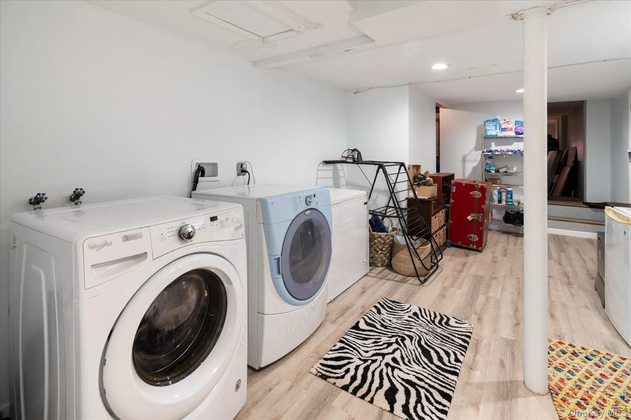 Laundry Laundry