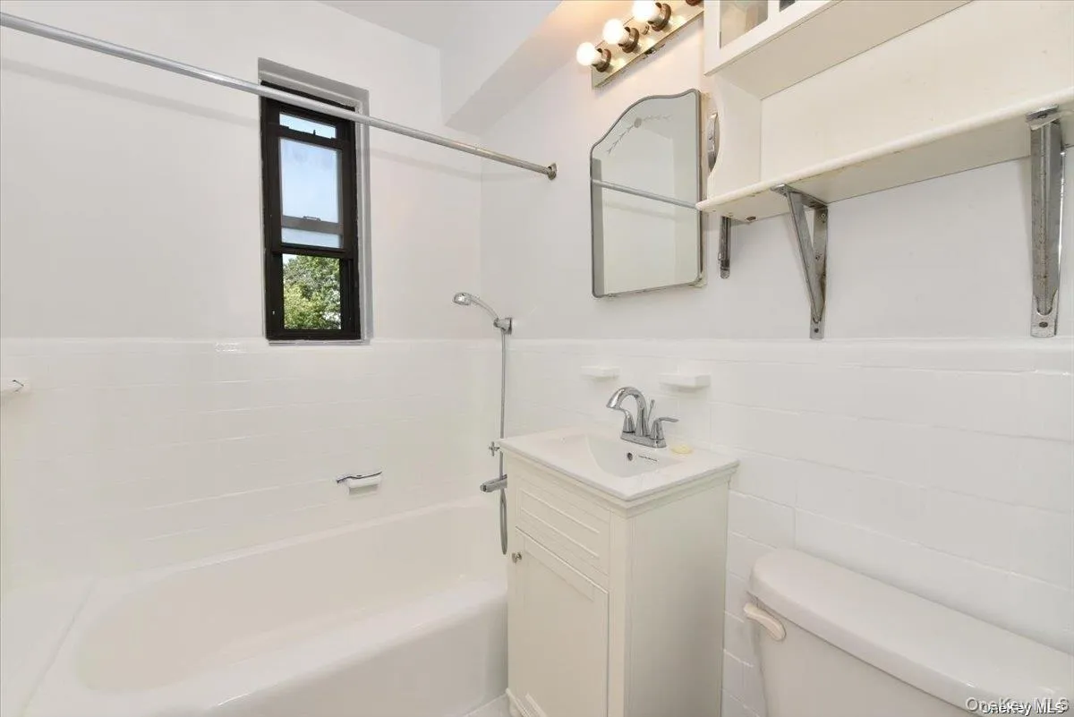 143-50 Hoover Avenue, New York, NY, 1 Bedroom Bedrooms, 3 Rooms Rooms,1 BathroomBathrooms,Residential,For Rent,Hoover,0,949674 143-50 Hoover Avenue, New York, NY, 1 Bedroom Bedrooms, 3 Rooms Rooms,1 BathroomBathrooms,Residential,For Rent,Hoover,0,949674