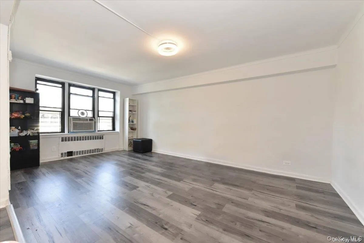 143-50 Hoover Avenue, New York, NY, 1 Bedroom Bedrooms, 3 Rooms Rooms,1 BathroomBathrooms,Residential,For Rent,Hoover,0,949674 143-50 Hoover Avenue, New York, NY, 1 Bedroom Bedrooms, 3 Rooms Rooms,1 BathroomBathrooms,Residential,For Rent,Hoover,0,949674