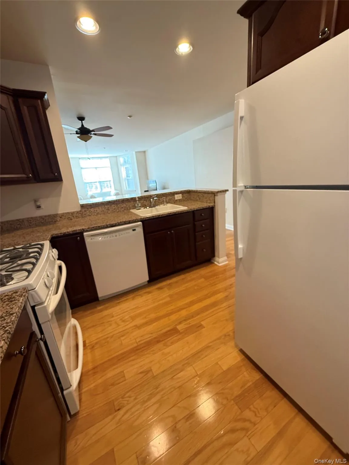 3203 Leeward Drive, Haverstraw, NY, 1 Bedroom Bedrooms, 3 Rooms Rooms,1 BathroomBathrooms,Residential Lease,Idx,Leeward,0,949718 3203 Leeward Drive, Haverstraw, NY, 1 Bedroom Bedrooms, 3 Rooms Rooms,1 BathroomBathrooms,Residential Lease,Idx,Leeward,0,949718