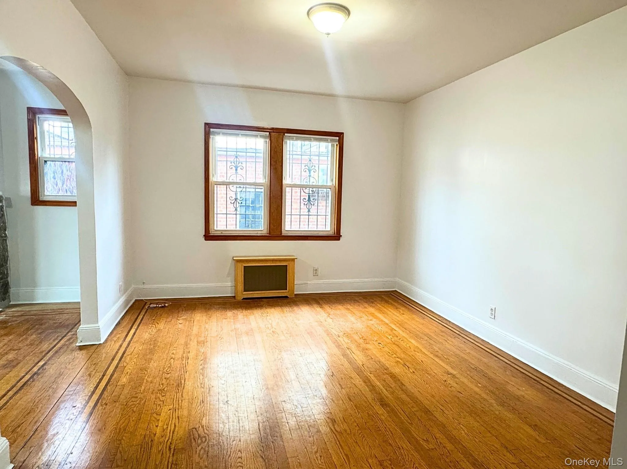 62-63 Ellwell Crescent, New York, NY, 3 Bedrooms Bedrooms, 8 Rooms Rooms,2 BathroomsBathrooms,Residential Lease,Idx,Ellwell Crescent,0,949754 62-63 Ellwell Crescent, New York, NY, 3 Bedrooms Bedrooms, 8 Rooms Rooms,2 BathroomsBathrooms,Residential Lease,Idx,Ellwell Crescent,0,949754