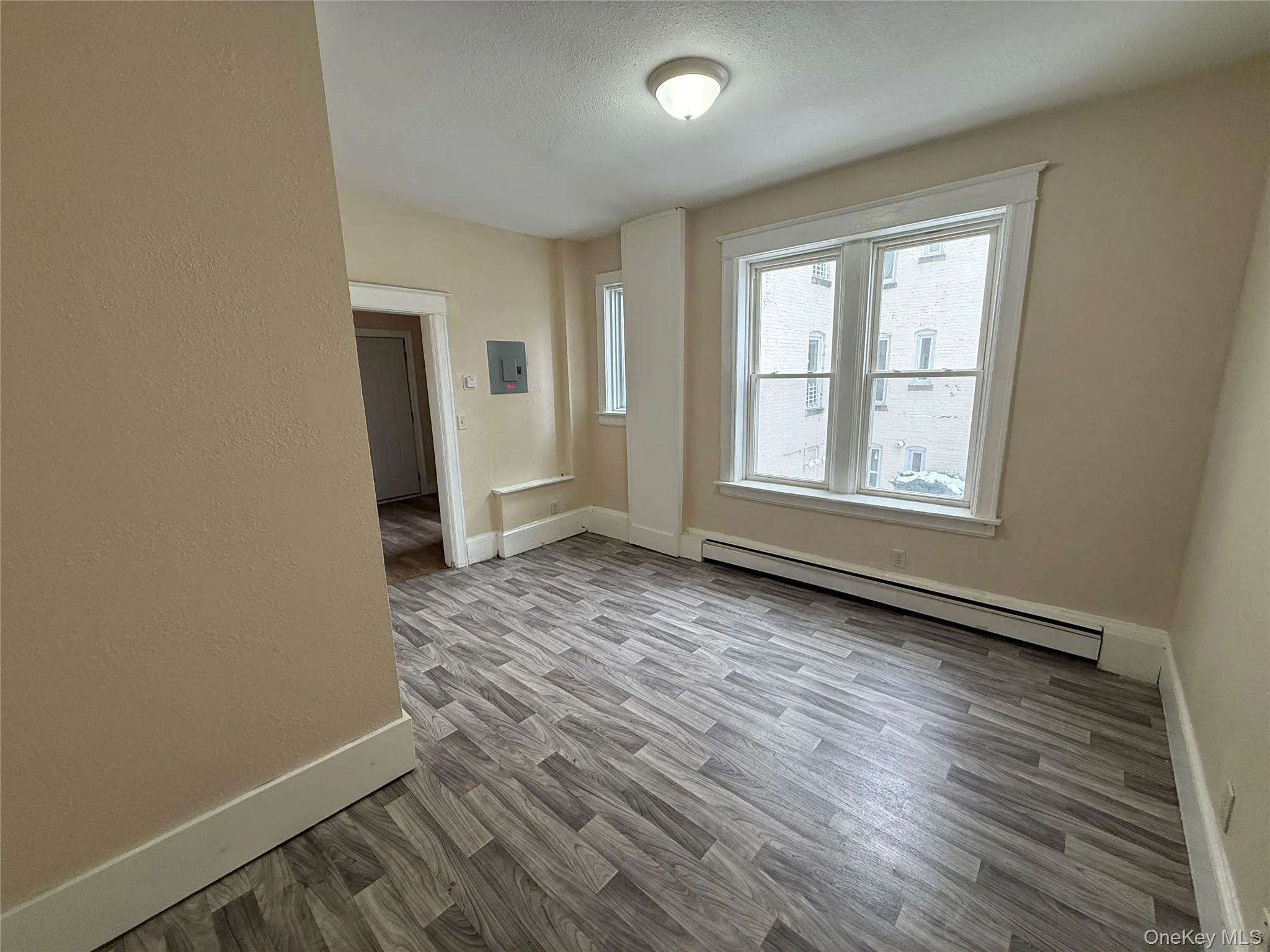 60 Carroll Street, Poughkeepsie, NY, 1 Bedroom Bedrooms, 3 Rooms Rooms,1 BathroomBathrooms,Residential Lease,Idx,Carroll,0,949768 60 Carroll Street, Poughkeepsie, NY, 1 Bedroom Bedrooms, 3 Rooms Rooms,1 BathroomBathrooms,Residential Lease,Idx,Carroll,0,949768