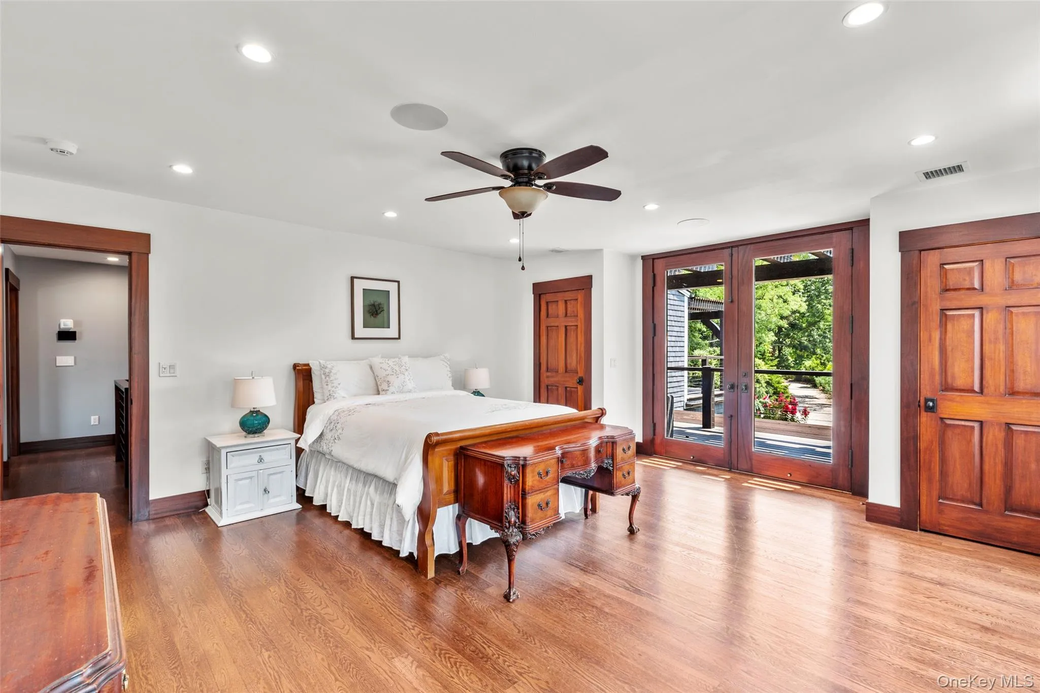 16 Old Field Woods Road, Brookhaven, NY, 6 Bedrooms Bedrooms, 16 Rooms Rooms,5 BathroomsBathrooms,Residential Lease,Idx,Old Field Woods,0,949775 16 Old Field Woods Road, Brookhaven, NY, 6 Bedrooms Bedrooms, 16 Rooms Rooms,5 BathroomsBathrooms,Residential Lease,Idx,Old Field Woods,0,949775