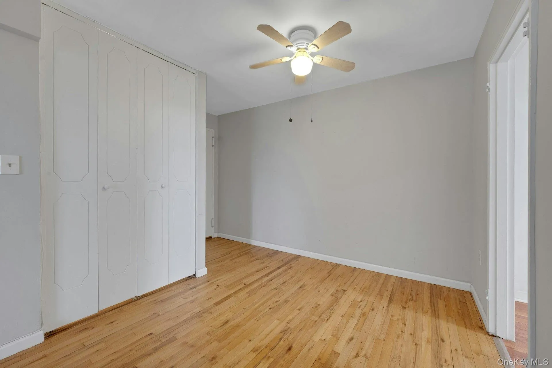 Another View of Dining Area & Large Walk in Closet (5' x 6') Another View of Dining Area & Large Walk in Closet (5' x 6')